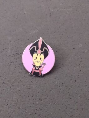New Never Attached To PIN BOARD   World Of Evil Mystery Pin (JAFAR) 1inch